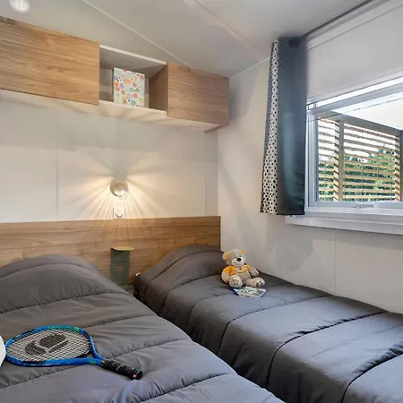 Mobilehome Evasion 50 *